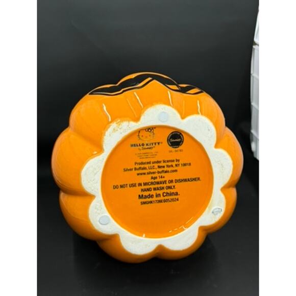 Hello Kitty Cookie Jar, Kitty On Pumpkin, Eyeball Bow Red - Picture 8 of 8